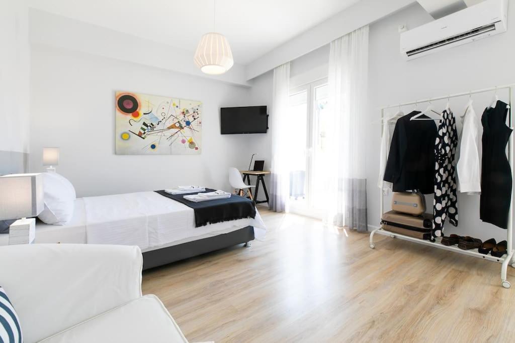 Luminous Studio In Plaka, Next To Syntagma アテネ エクステリア 写真